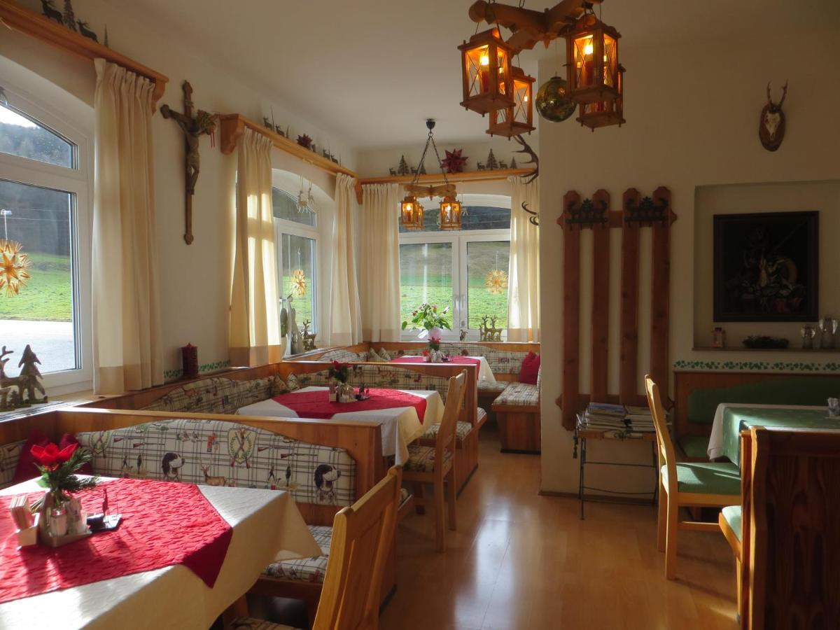 Hotel Garni Haus Jagerwirt Fuschl am See Esterno foto